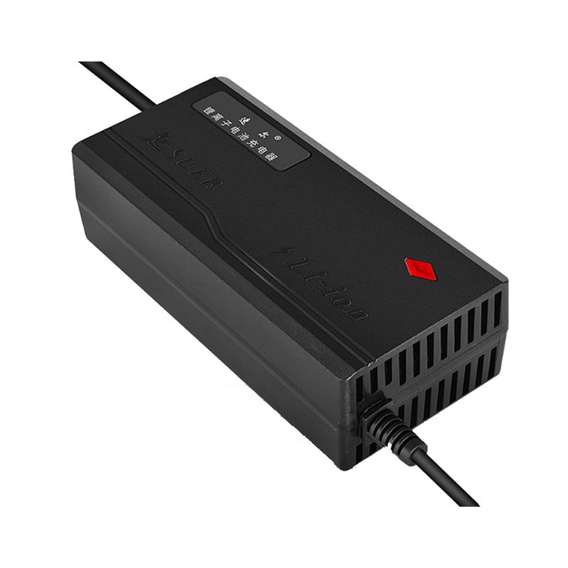 12.6 V/14.6 V 5 A/10 A Akkumulátortöltő Elektromos Robogóhoz Kerékpárhoz Lítium Akkumulátorokhoz