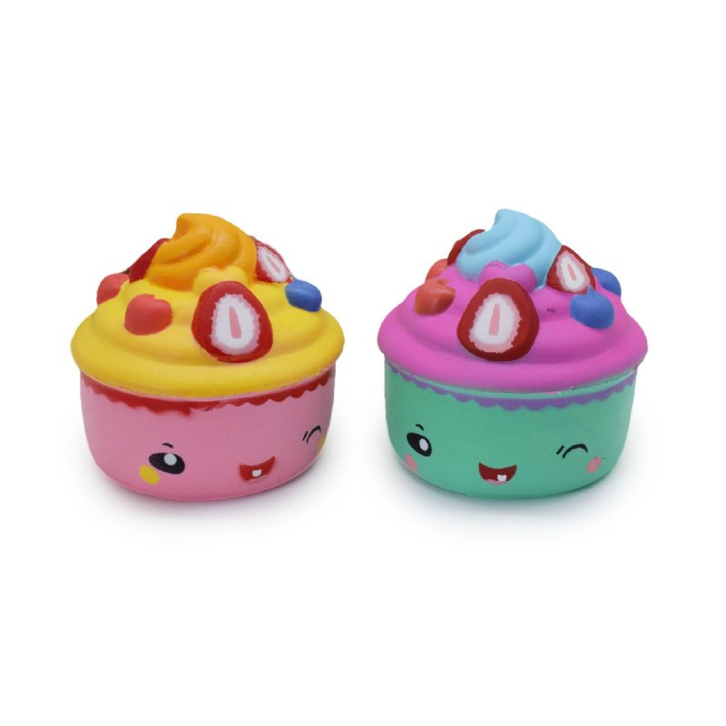 Lassú Visszapattanó Pu Squeezetoys Szimuláció Rajzfilm Fánktorta Fagylaltok Nyomásmentesítő Squishy Játékok Szín Véletlenszerű