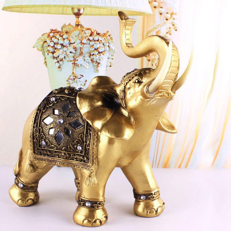 Lucky Charm Fengshui Mascot Arany Elefánt Gyanta Mini Szobor Otthoni Asztal Díszek Ajándékok Dekorációk